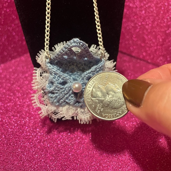 🌨️The Queen Frostine “Just in Case” Necklace🌨️ - Picture 4 of 9